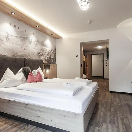 First Mountain Oetztal 3*