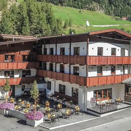 First Mountain ötztal 3*