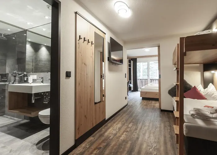 First Mountain Oetztal Hotel