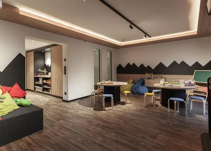 First Mountain Oetztal Hotel 3*