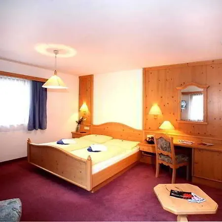 Hotel First Mountain ötztal