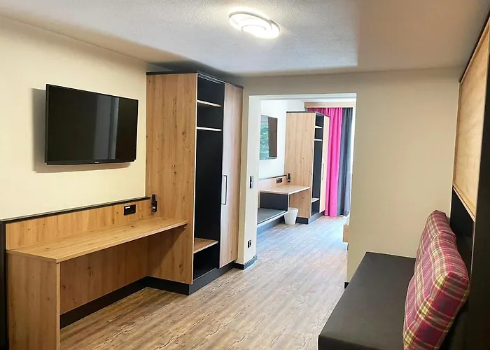 First Mountain Oetztal Λάνγκενφελντ